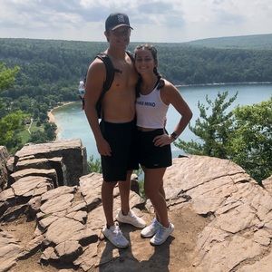 Meet your Posher, Mackenzie